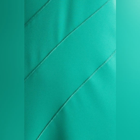 Vince Camuto Laguna One-Shoulder Dress - Picture 6 of 6